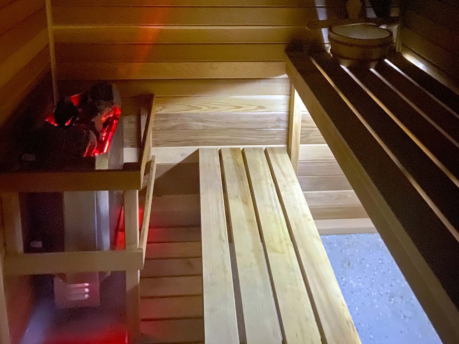 sauna domowa z piecem elektrycznym
